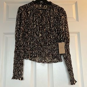 NWT Halogen Size M Beige/Black Animal Print Blouse